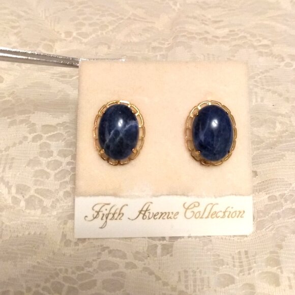 Vintage Gold Tone Oval Blue Stud Earrings Non-Pierced Screw Clip Earrings - Picture 6 of 9